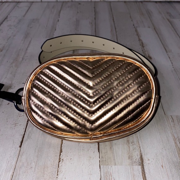 Rose Gold Quilted Fanny Pack Belt Bag - Picture 5 of 6